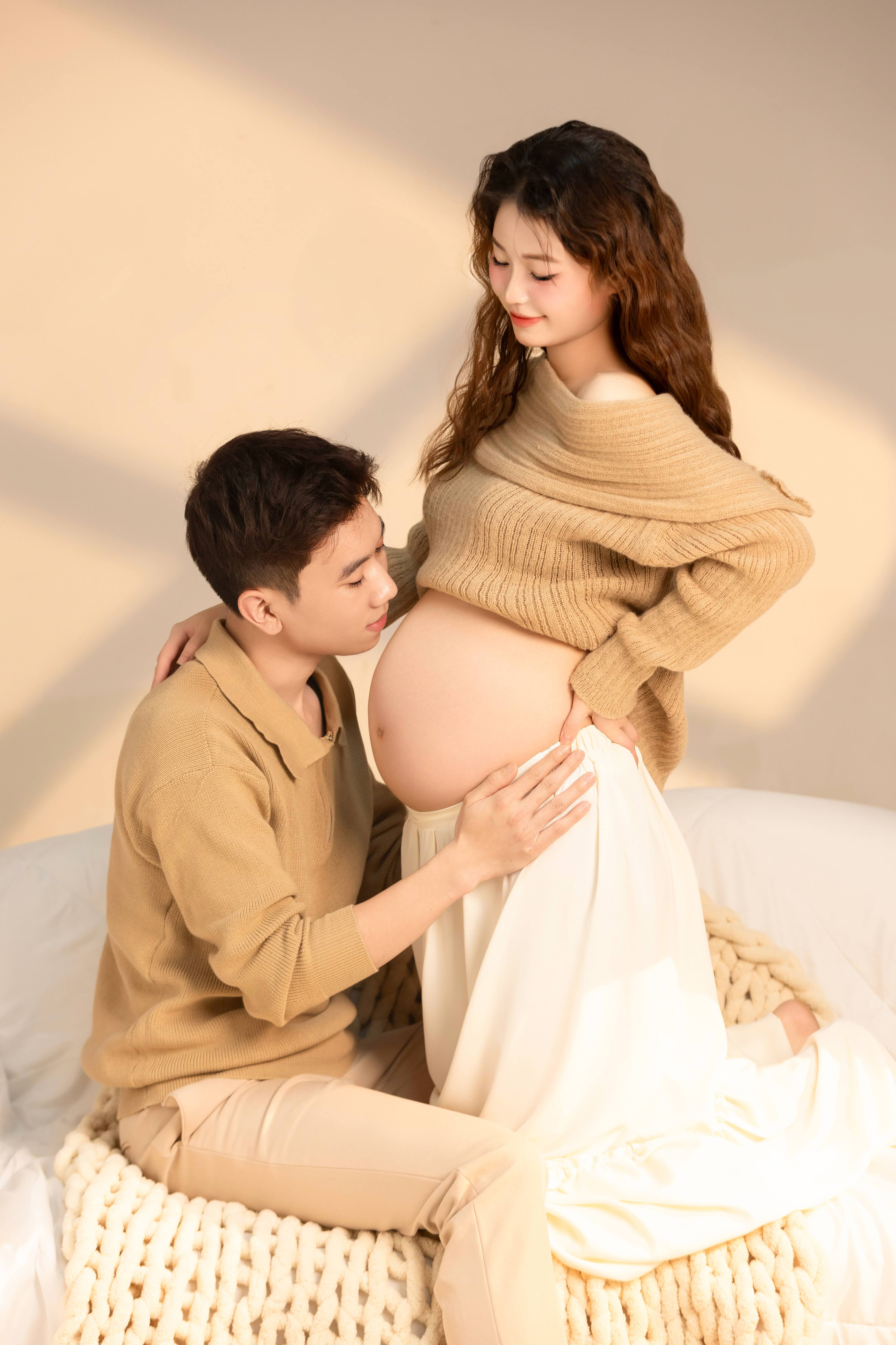 Chụp ảnh bầu couple double exposure nghệ thuật tại Teddy Studio
